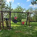 Near River Kolpa, Vineyards,top Location. Daire Adlesici