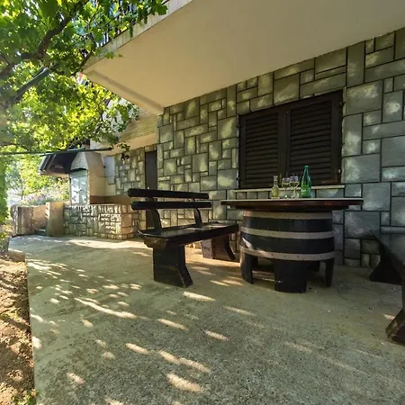 Near River Kolpa, Vineyards,top Location. Apartmán Adlesici