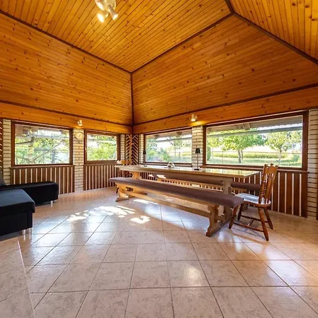 Near River Kolpa, Vineyards,top Location. Daire Adlesici